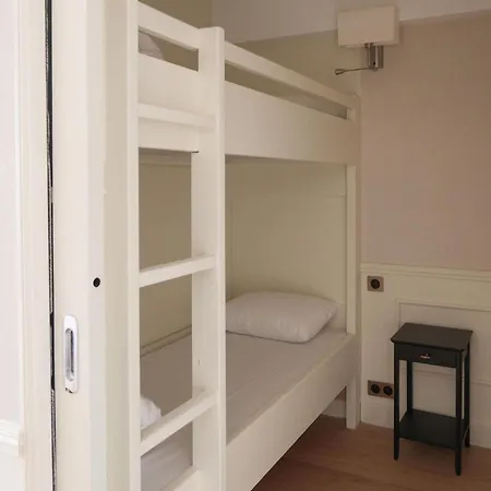 מלון Western Le Cheval Blanc -vue Sur Le Port-plein Centre 3*