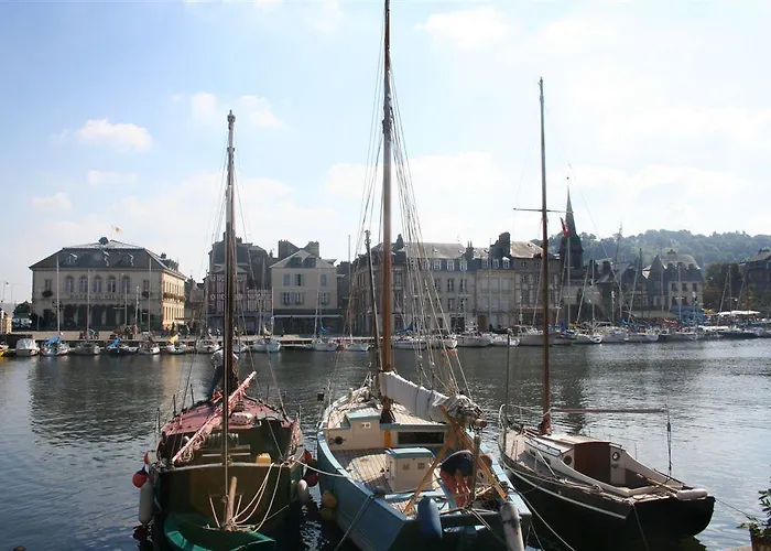 ホテル Western Le Cheval Blanc -vue Sur Le Port-plein Centre