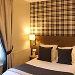 Western Le Cheval Blanc -vue Sur Le Port-plein Centre 3*