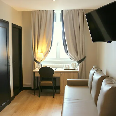 Western Le Cheval Blanc -vue Sur Le Port-plein Centre Hotel 3*