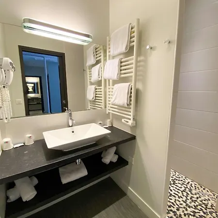 Western Le Cheval Blanc -centre- Vieux Port Hotel
