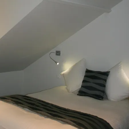 Western Le Cheval Blanc -centre- Vieux Port 3*