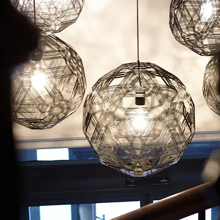 Hotel Western Le Cheval Blanc -vue Sur Le Port-plein Centre 3*