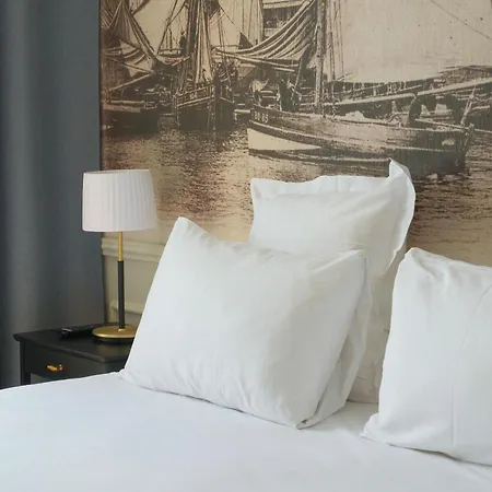 Hotel Western Le Cheval Blanc -vue Sur Le Port-plein Centre Honfleur