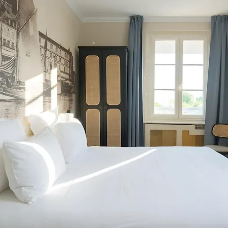 Western Le Cheval Blanc -vue Sur Le Port-plein Centre 3*