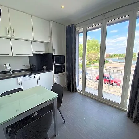 Western Le Cheval Blanc -vue Sur Le Port-plein Centre Hotel 3*