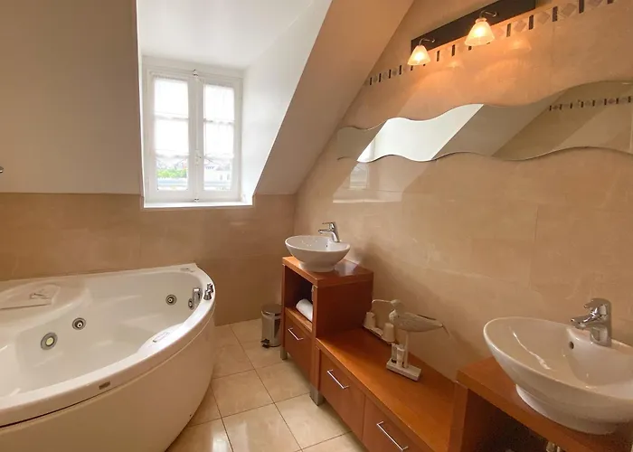 호텔 Western Le Cheval Blanc -vue Sur Le Port-plein Centre