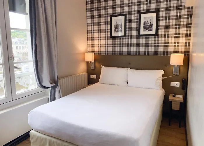 Western Le Cheval Blanc -vue Sur Le Port-plein Centre 호텔 옹플뢰르