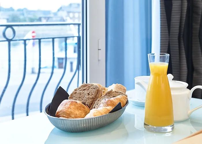 Western Le Cheval Blanc -vue Sur Le Port-plein Centre 옹플뢰르