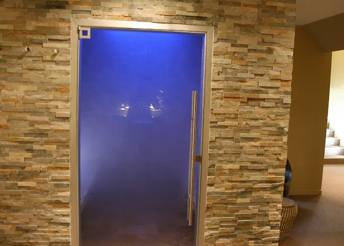 Western Le Cheval Blanc -vue Sur Le Port-plein Centre 3*