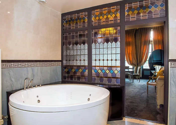 호텔 Western Le Cheval Blanc -vue Sur Le Port-plein Centre 옹플뢰르